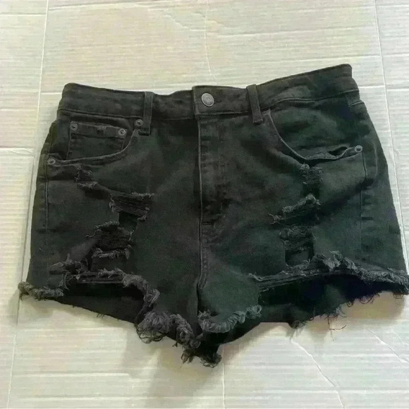 Aeropostale Womens Shorts Size 14 Denim Ripped Vintage High Rise  Raw Hem - Picture 1 of 3